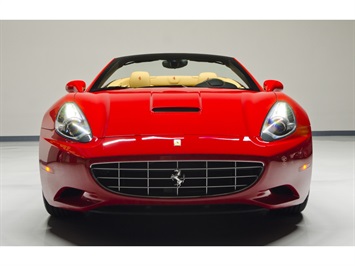 2013 Ferrari California   - Photo 22 - Nashville, TN 37217