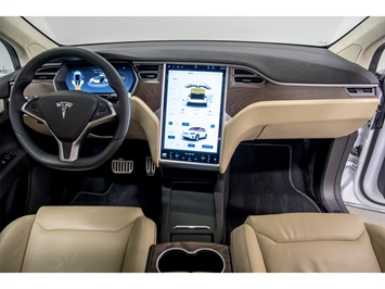 2016 Tesla Model X P90D Signature Edition   - Photo 11 - Nashville, TN 37217