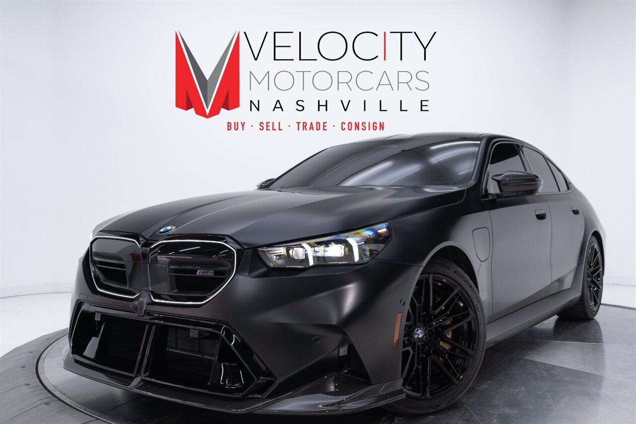 2025 BMW M5   - Photo 1 - Nashville, TN 37217
