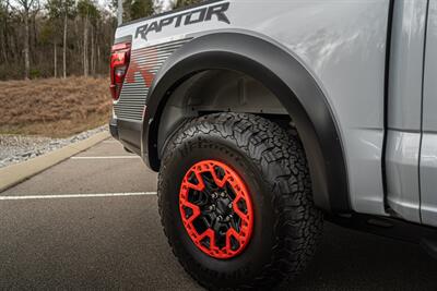 2025 Ford F-150 Raptor R   - Photo 18 - Nashville, TN 37217