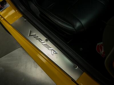 2014 Dodge SRT Viper GTS   - Photo 38 - Nashville, TN 37217