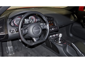 2012 Audi R8 5.2 quattro Spyder   - Photo 44 - Nashville, TN 37217