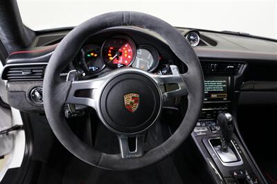 2015 Porsche 911 Carrera GTS   - Photo 38 - Nashville, TN 37217