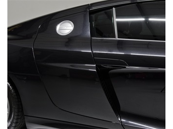 2012 Audi R8 5.2 quattro   - Photo 21 - Nashville, TN 37217