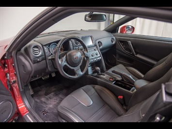 2015 Nissan GT-R Premium   - Photo 11 - Nashville, TN 37217