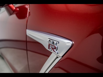 2015 Nissan GT-R Premium   - Photo 56 - Nashville, TN 37217