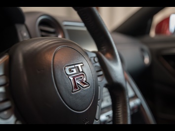 2015 Nissan GT-R Premium   - Photo 13 - Nashville, TN 37217