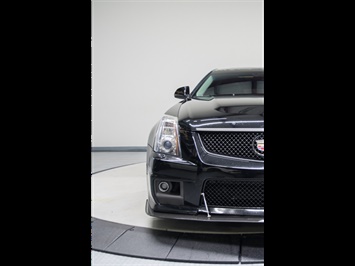 2014 Cadillac CTS V Wagon   - Photo 9 - Nashville, TN 37217