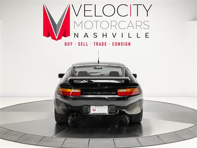 1990 Porsche 928 GT   - Photo 8 - Nashville, TN 37217