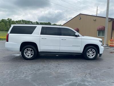 2015 Chevrolet Suburban LT   - Photo 6 - Cahokia, IL 62206