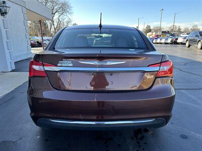 2013 Chrysler 200 LX   - Photo 7 - Fairview Heights, IL 62208