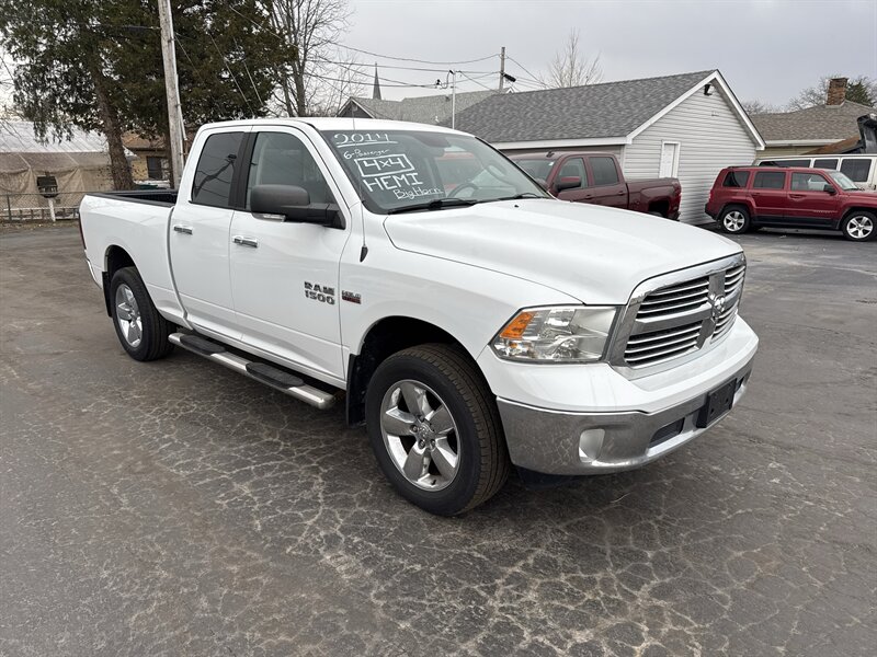 2014 RAM 1500 Big Horn   - Photo 1 - Millstadt, IL 62260