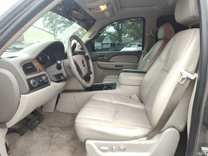 2007 Chevrolet Avalanche LS 1500 - Photo 7 - Freeburg, IL 62243