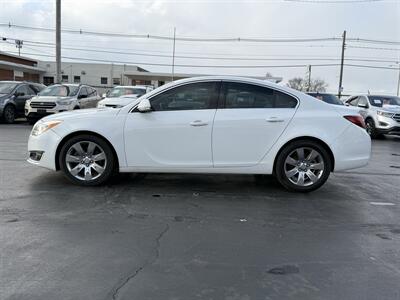 2016 Buick Regal Premium II   - Photo 2 - Cahokia, IL 62206