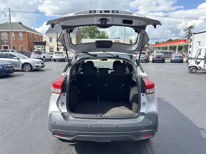 2020 Nissan Kicks SV - Photo 9 - Millstadt, IL 62260