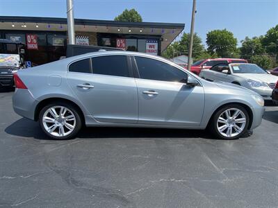 2011 Volvo S60 T6   - Photo 4 - Belleville, IL 62226