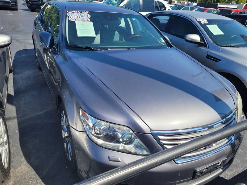 2012 Lexus LS Base