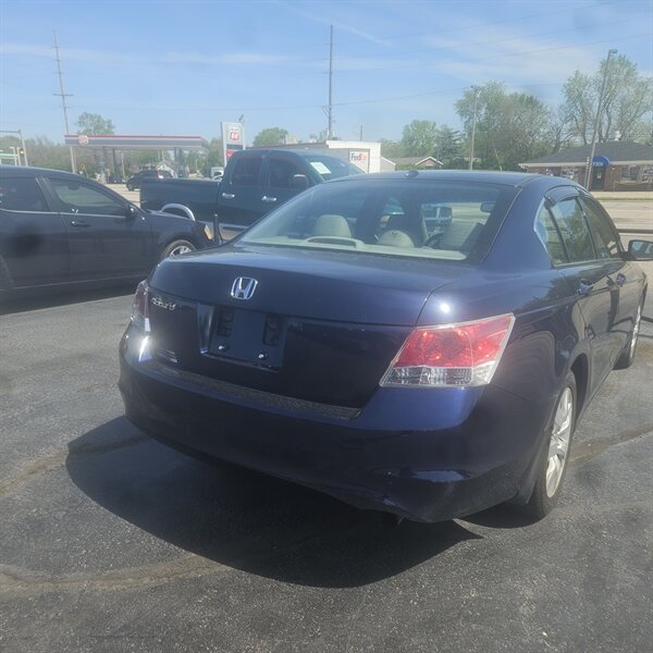 2008 Honda Accord EX-L - Photo 4 - Belleville, IL 62223