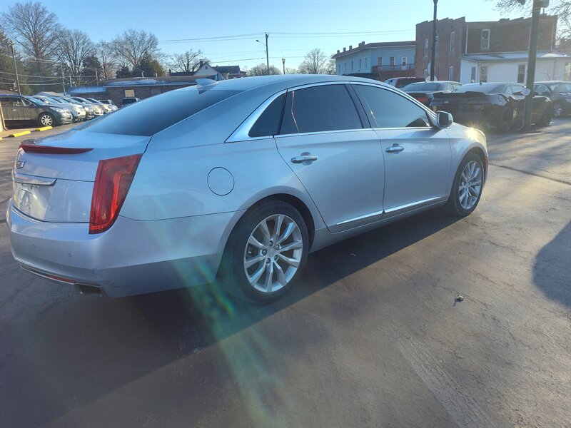 2017 Cadillac XTS Luxury - Photo 3 - Freeburg, IL 62243
