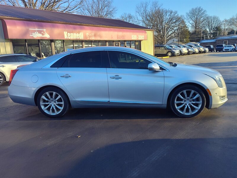 2017 Cadillac XTS Luxury - Photo 5 - Freeburg, IL 62243