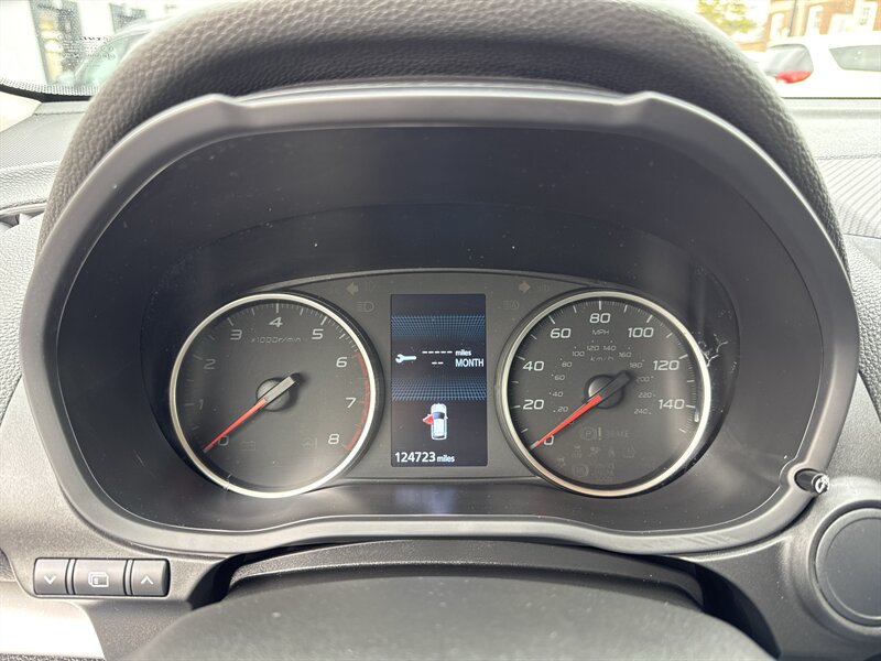 2023 Mitsubishi Eclipse Cross - Photo 12 - Millstadt, IL 62260