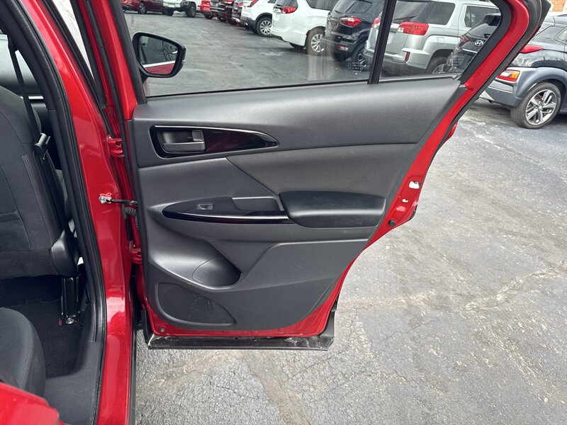 2023 Mitsubishi Eclipse Cross - Photo 21 - Millstadt, IL 62260