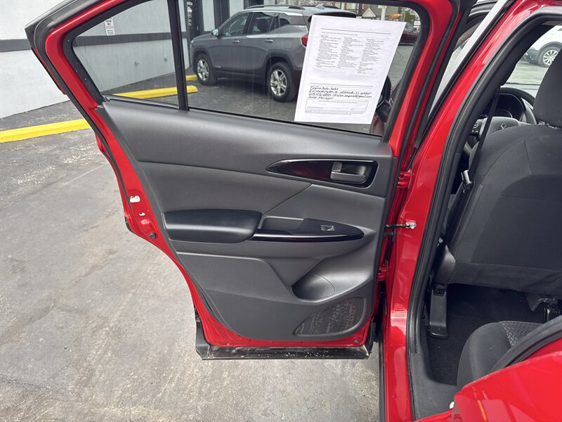 2023 Mitsubishi Eclipse Cross - Photo 19 - Millstadt, IL 62260