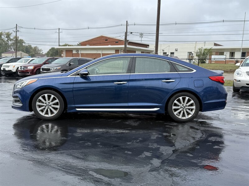 2016 Hyundai SONATA Sport - Photo 8 - Cahokia, IL 62206