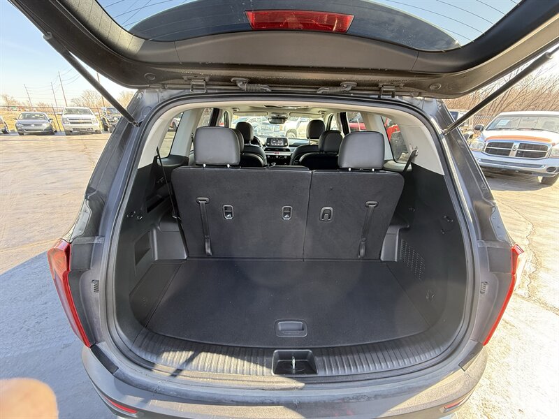 2020 Kia Telluride S - Photo 9 - Cahokia, IL 62206