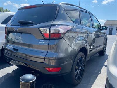 2017 Ford Escape SE   - Photo 7 - Belleville, IL 62226