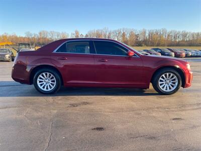 2013 Chrysler 300 Series   - Photo 3 - Cahokia, IL 62206