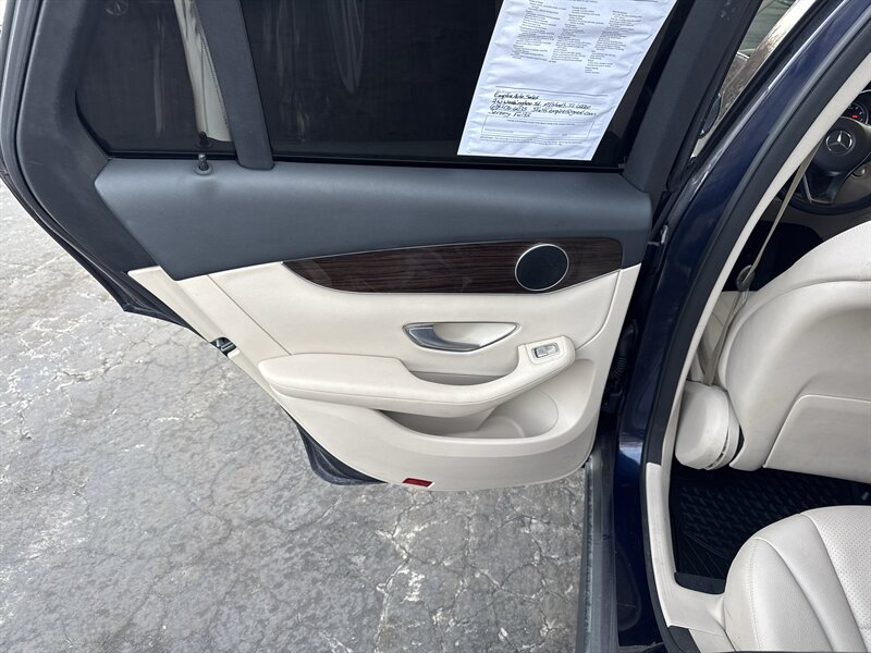 2019 Mercedes-Benz GLC 300 4MATIC - Photo 16 - Millstadt, IL 62260