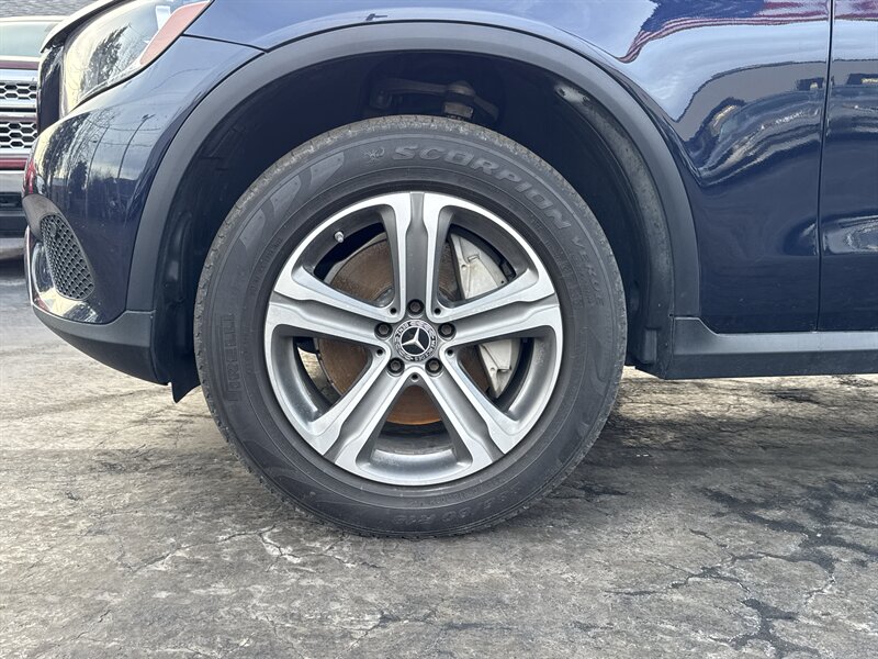 2019 Mercedes-Benz GLC 300 4MATIC - Photo 23 - Millstadt, IL 62260