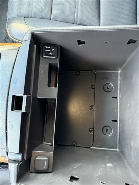 2015 GMC Yukon Denali - Photo 18 - Cahokia, IL 62206