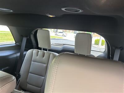 2015 Ford Explorer XLT   - Photo 10 - Fairview Heights, IL 62208