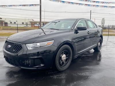 2018 Ford Taurus Police Interceptor   - Photo 1 - Cahokia, IL 62206