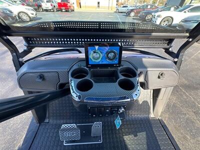 2024 ICON EPIC E60L   - Photo 10 - Millstadt, IL 62260