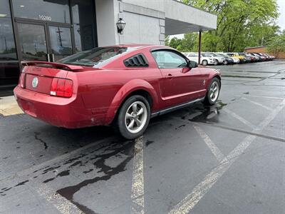 2006 Ford Mustang V6 Standard   - Photo 4 - Fairview Heights, IL 62208