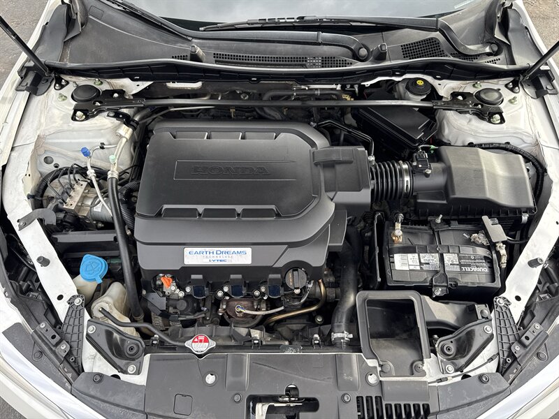 2016 Honda Accord Touring - Photo 21 - Millstadt, IL 62260