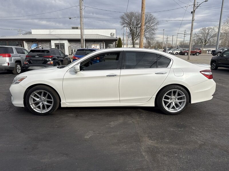 2016 Honda Accord Touring - Photo 5 - Millstadt, IL 62260