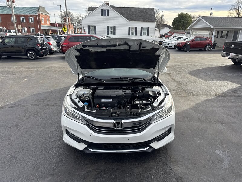 2016 Honda Accord Touring - Photo 20 - Millstadt, IL 62260