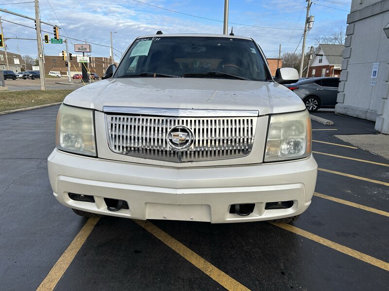 2004 Cadillac Escalade - Photo 6 - Fairview Heights, IL 62208