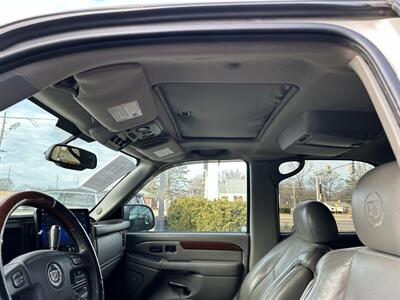 2004 Cadillac Escalade - Photo 9 - Fairview Heights, IL 62208