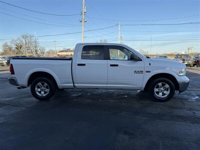 2015 RAM 1500 Big Horn   - Photo 4 - Cahokia, IL 62206