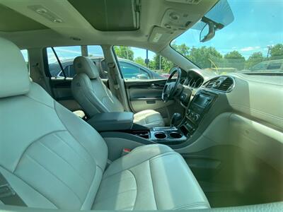 2013 Buick Enclave Premium   - Photo 5 - Belleville, IL 62226