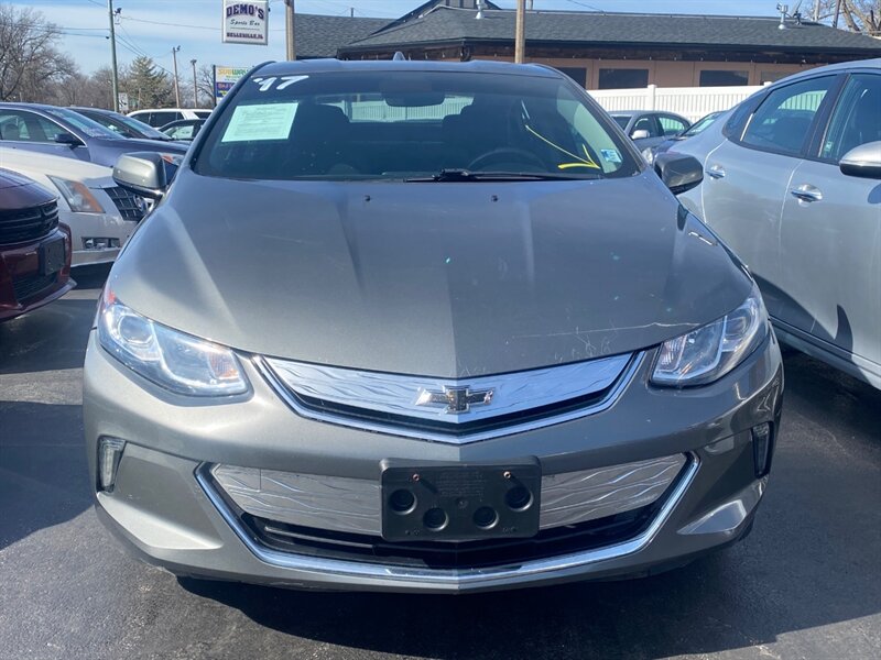 2017 Chevrolet Volt LT   - Photo 1 - Belleville, IL 62226