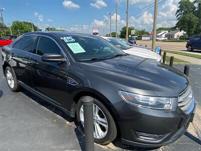2015 Ford Taurus SEL   - Photo 7 - Belleville, IL 62226