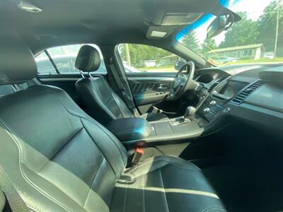 2015 Ford Taurus SEL   - Photo 5 - Belleville, IL 62226