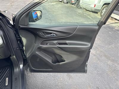 2022 Chevrolet Equinox LT - Photo 14 - Millstadt, IL 62260