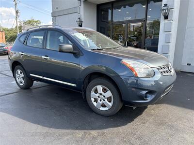 2014 Nissan Rogue Select S   - Photo 2 - Fairview Heights, IL 62208